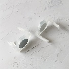 Leymays Extra Strong Magnetic Christmas Light Clips Holiday Lighting Magnet for C9 Holiday Lighting Sockets, can be used for Patio Lighting (100 Pack)