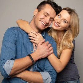 LUXEJEW Gifts for Men - Mens Bracelet Beads Anniversary Birthday Gifts for Men Him Husband Boyfriend from Wife Girlfriend, Fathers Day Ideas Christmas Gift Black Mens Leather Beaded Bracelets