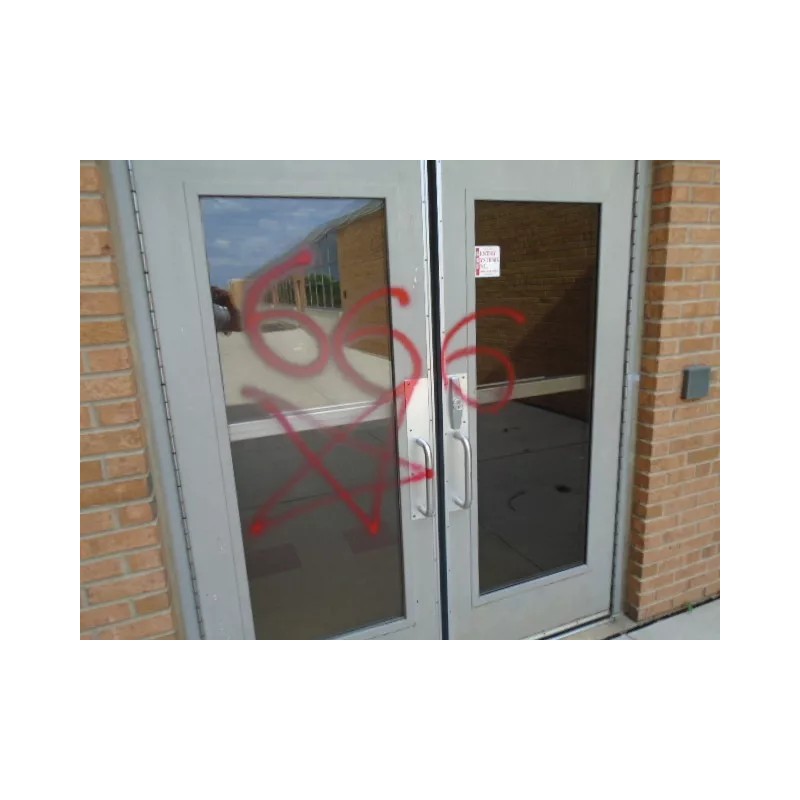 GRAFFITI REMOVER SMOOTH MAX 1 GALLON GRAFFITI SOLUTIONS