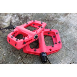 Eastern Nylon Linx Pedals 9/16 - Lightweight, High-Grip MTB & BMX Pedals with Removable Metal Pins, Chromoly Axle for BMX, MTB, Road & Kids Bikes - Red