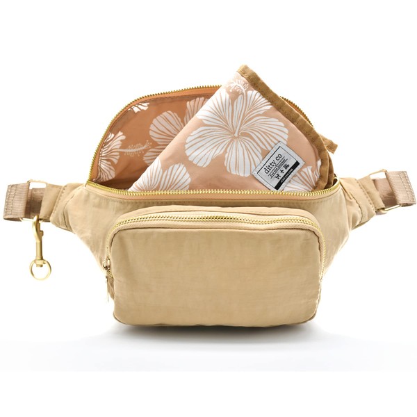 Ditty Co. - Bolsa de pañales pequeña, cambiador portátil, bolsas cruzadas para mujer, soporte para toallitas para bebé, artículos esenciales de viaje para bebé (bronceado natural)