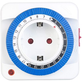 revolt Mechanical Timer: Timer with 24 Hour Timer, Switching Every 15 Minutes, 3680 W (Indoor Timer, Analogue Timer, Christmas Tree Lighting)