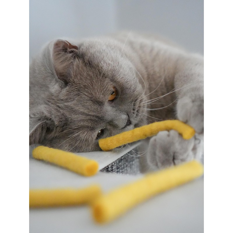 MEWOW 5 Felt Fries Cat Toy PAW Frites Pure Virgin