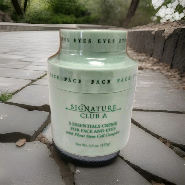Signature Club A 5 Essentials Face and Eye Cream Duo
