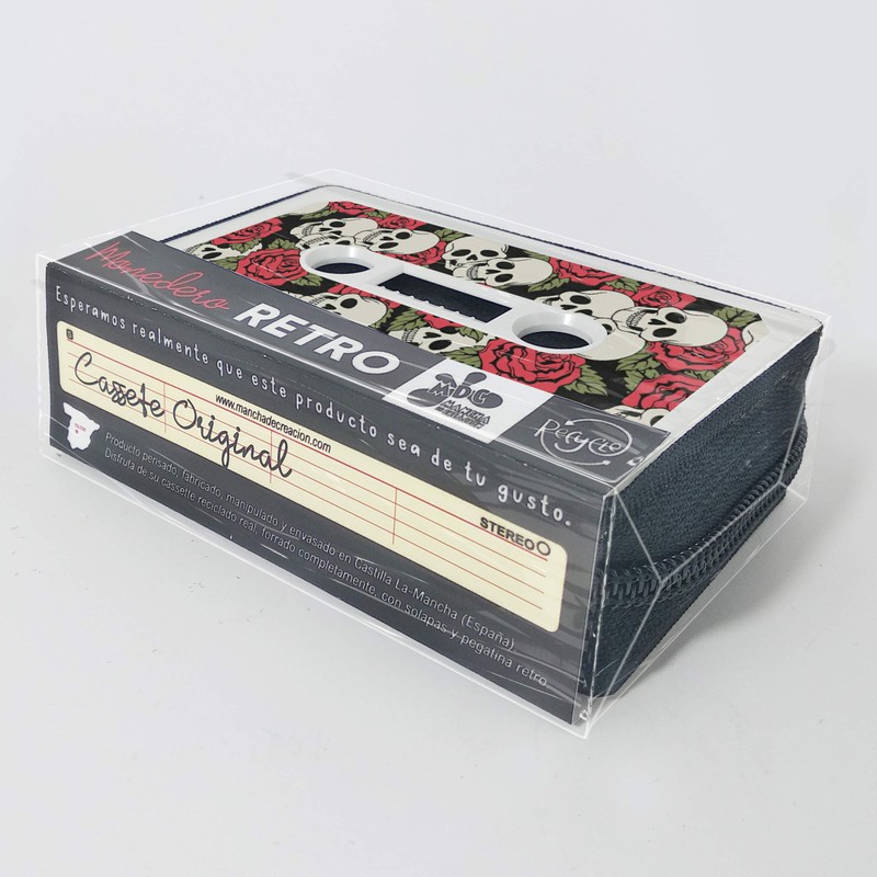 MANCHA DE CREACIÓN - Cassette Wallet, Wallet with Audio Cassette,