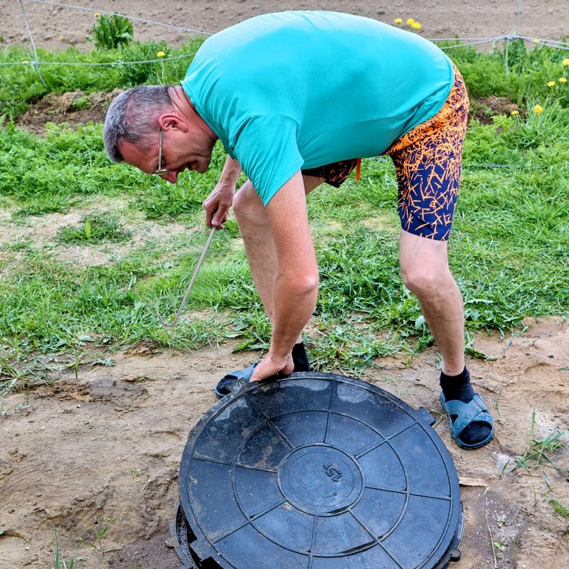 Healvian 2 Pieces Manhole Lid Hook Manhole Tools Pull Hook