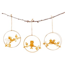 levandeo Set of 3 Garden Decoration Bee Frog Ladybird Decorative Hanger Garden Sign Rust Decoration for Hanging Metal Decoration Garden Metal Picture