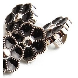 10 Elegant Plastic Buttons 11 mm (1.1 cm), with Enamel, Black/White Flower Eyelet Buttons – for Sewing, Sewing, Crafts and Decorating