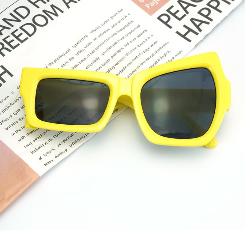 TECH-LINE-DIRECT FASHION ACCESSORIES Black Frame Oversized Y2K Square Sunglasses Retro