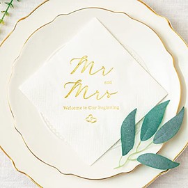 Crisky Gold Foil Mr and Mrs - Servilletas de cóctel de boda, 100 unidades para bodas, fiestas, recepciones, postres, decoración de mesa, bienvenidos a nuestras servilletas desechables de 3 capas