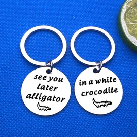 Funny Friends Gifts Best Friend Keychain Friendship Keychain Set See You Later Alligator in a While Crocodile Keyring Funny Farewell Goodbye Gift for BFF Present Christmas Bithday Present for Friends