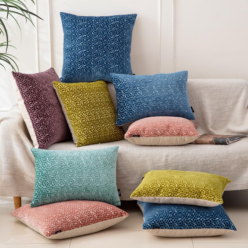 FIFU 18x18 Inch Throw Pillow Covers Set of 2, Jacquard