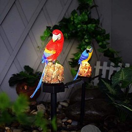 Solar Parrot Garden Lights, Outdoor Decor Figurine Stakes for Patio, Lawn, Yard, Pathway (Red)