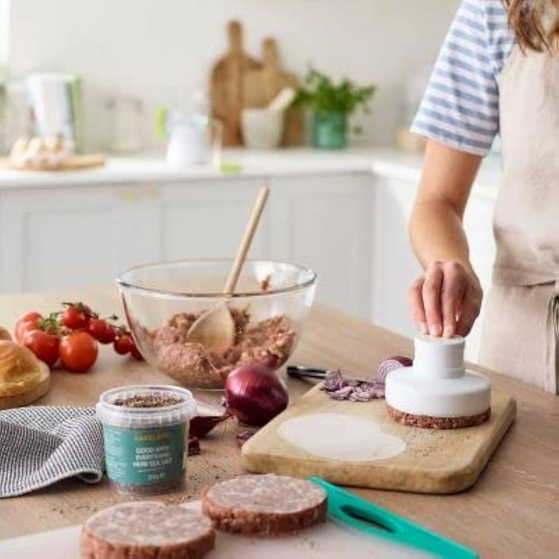 Lakeland Quarter Pounder Burger Press Mould - Includes 100 Waxed