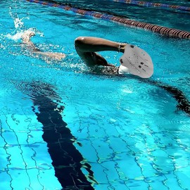 1 Pair of Swimming Hand Paddles, Swimming Training Paddles, Swimming Paddle with Adjustable Straps for Teenagers, Adults, Children, Unisex (Silver Grey)