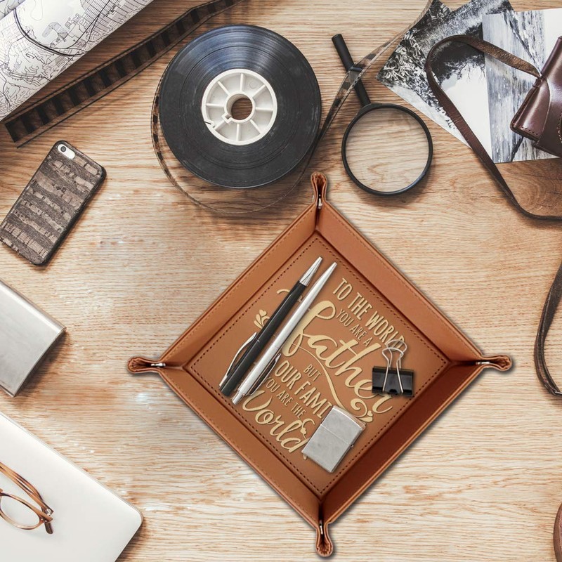 BELLA BUSTA Lederschild mit Gravur Tray (Father) braun