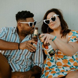 Pibupibu 20 Pack Colorful Heart Sunglasses for Women Bachelorette Party Bulk, Heart Shaped Bride Tribe Glasses Bride Shower Gift