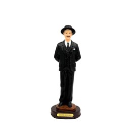 KB Figure Doctor Jose Gregorio Hernandez Resin