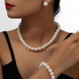 Pearl Jewelry Set for Women Trendy White Pearl Wedding Necklace and Earring Set Big Pearl Earrings Chunky Pearl Necklace Wedding Jewelry Set for Bride Bridesmaid