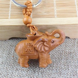 Axmerdal My Lucky Feng Shui Wooden Elephant Amulet Keychain Keyring Door Car Key Chains Rings Tags (Natural)
