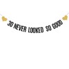 WEIANDBO 30 NEVER LOOKED SO GOOD Black Glitter Banner,Pre-Strung,30th Birthday/Wedding