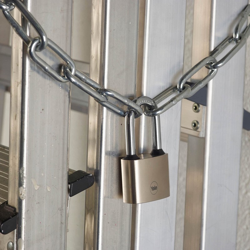 Yale Iron Disc Padlock 50mm - Nickel Plated - Hardened