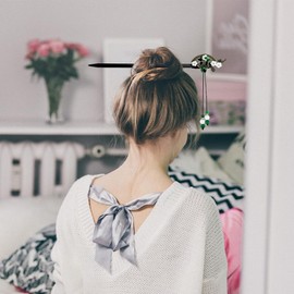 4 Pack Chinese Hair Stick for Buns Chinese Green Beads Flowers Hair Chopsticks Elegant Vintage Tassel Hair Stick Classical Styling Accessories for Women and Girls (4 Styles, Pack of 1)