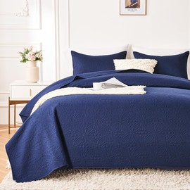 WURUIBO Navy Blue Full/Queen Quilt Bedding Set, Embossing Microfiber Bedspreads with Pillow Shams, Ligthweight Breathable Summer Coverlet, Reversible Comforter for All Season (1 Quilt, 2 Shams)