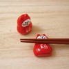 Decoré Corporation concombre New Year Chopsticks Rest Usagi Daruma Stand