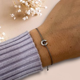 Selfmade Jewelry Horseshoe Bracelet Women's Silver (Adjustable up to 21 cm) Lucky Charm Bracelet for Women and Girls in Grey Includes Gift Box, Metal, No Gemstone