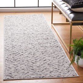 SAFAVIEH Adirondack Collection Runner Rug - 2'6" x 18', Ivory & Charcoal, Chevron Design, Non-Shedding & Easy Care, Ideal for High Traffic Areas in Living Room, Bedroom (ADR104N)