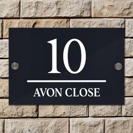 Badgemaster Modern Anthracite House Number Sign Plaque Stainless Steel Standoffs 20cm x 13cm Centered Horizontal Line
