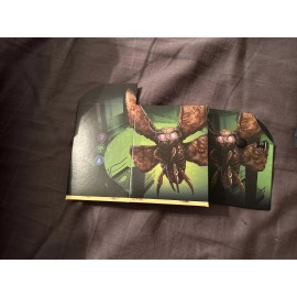 MTG Universes Beyond Fallout The Wise Mothman Commander Deck Box & Life Wheel