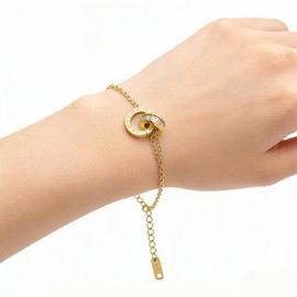 HongYi meiduan STFE Roman Numeral Interlocking Circle Bracelet, Stainless Steel, CZ Accents, Adjustable Chain, Women's Jewelry (Gold)
