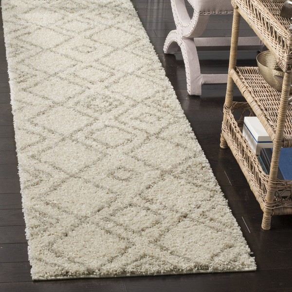 Safavieh Arizona Shag Collection ASG744A Southwestern Diamond Geometric Ivory and