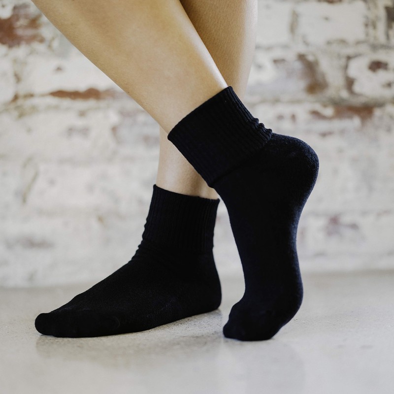 No nonsense Womens Cotton Basic Cuff Sock, Black-9 Pair Pack,