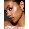 SHEGLAM Light Me Up Spray Fijador de Maquillaje Luminoso Impermeable