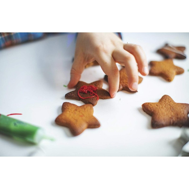 Christmas Cookie Cutters Set, 8 Pieces Plastic Biscuit Cutters -