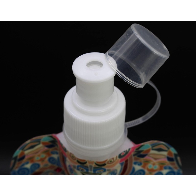 Aqua-Licious Drinking Bottle / Foldable And Reusable / with Carabiner