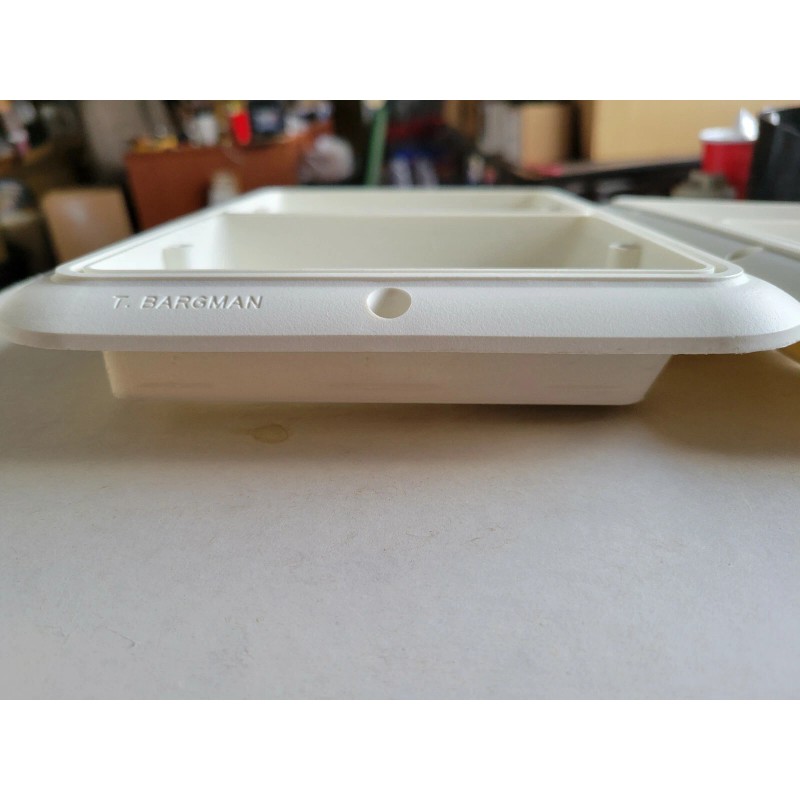 Bargman Corp TWO BARGMAN Double Taillight Bezel Colonial White 84/85