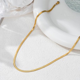 CYSPZMD Gold Necklaces for Women, Dainty Herringbone Choker Necklace for Women 18K Gold Layered Chunky Snake Chain Necklaces Jewelry Gifts (Gold Snake Chain)