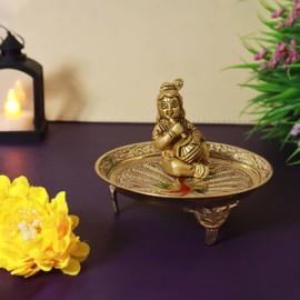Putrika Traditional Brass Mukali | Stool | Peeta | Mukkali Trumpet | chowki Pooja for God Idols(9cm*2.5cm) Weight : –GJ Colour Peacock (Size 4)