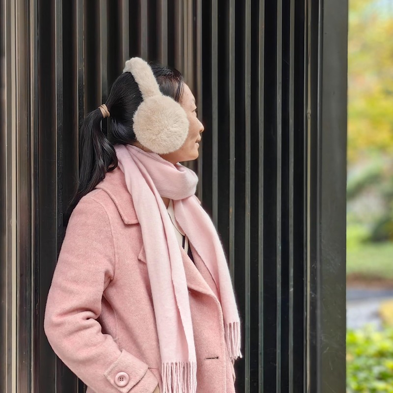 AUSUAYA Fuzzy Earmuffs, Foldable Warm Plush Earmuffs Ear Warmers for