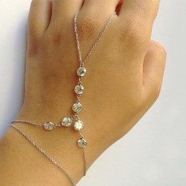 GLMOCM Boho Hand Chain Bracelet for Women Gold Finger Bracelets Ring Hand Chain Crystal Beaded Hand Chain Ring Bracelets for Women Jewelry Gifts (Silver crystal)