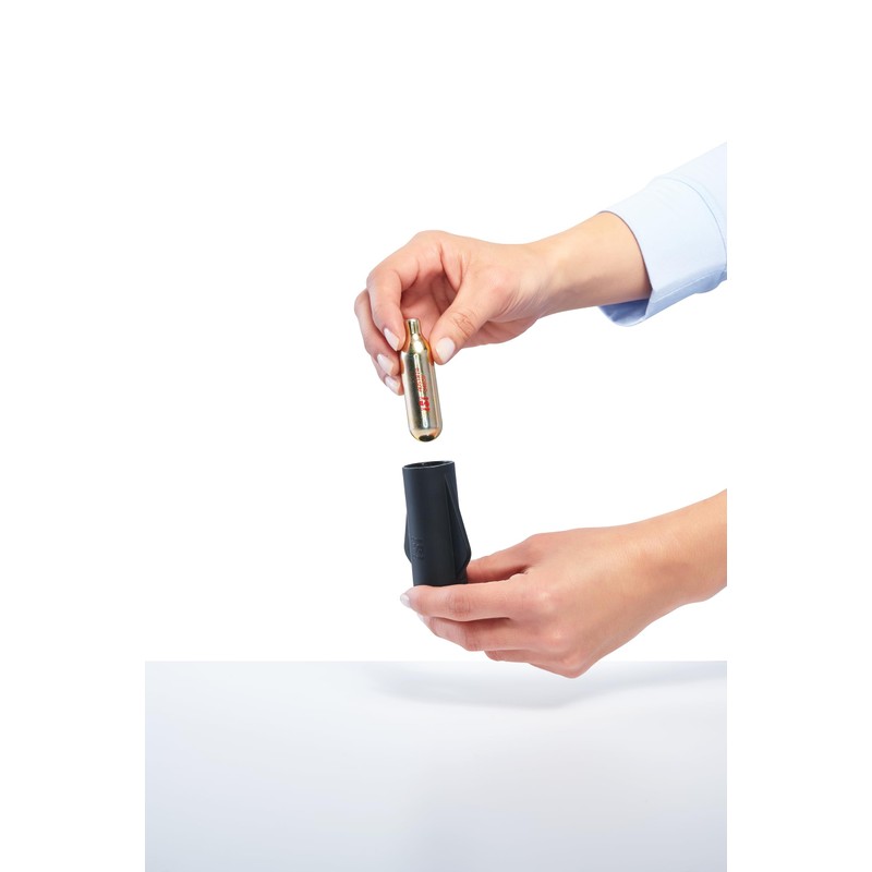 iSi North America Classic Sodamaker Set with Soda Siphon Chargers,