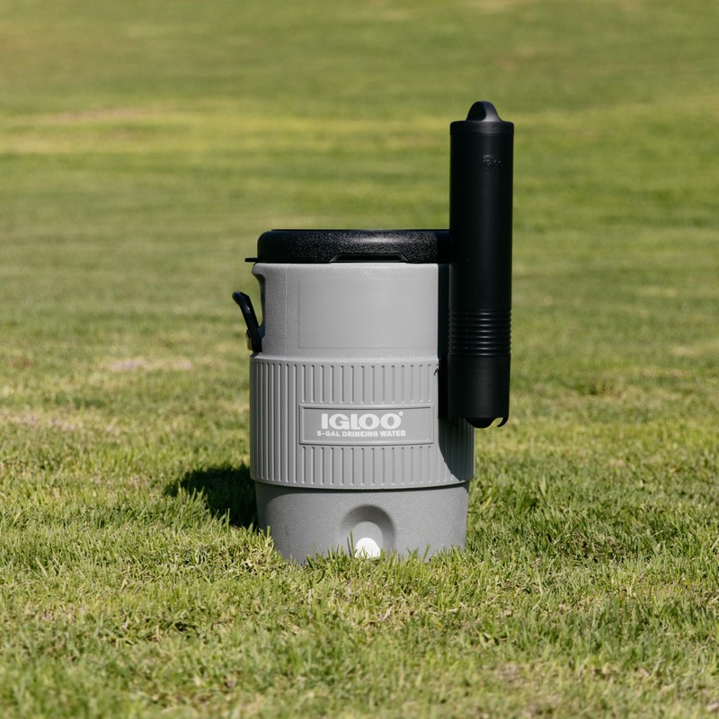 Igloo 5 Gallon Portable Sports Cooler Water Beverage Dispenser with