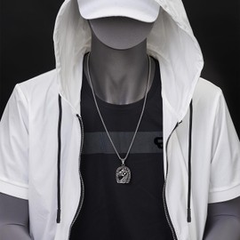 COOLSTEELANDBEYOND - Collar con colgante de caballo y caballo clásico para hombres y mujeres, cadena de acero inoxidable, 30 pulgadas, Acero inoxidable, Sin piedra preciosa