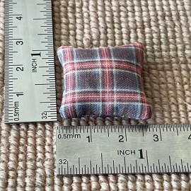Pat Tyler Dollhouse Miniature Bed Sofa Chair Pillow Cushion Bolster Plaid Cotton 1473
