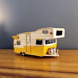 TRABEATOGA Vintage RV Camper Model Beach Wagon White and Yellow Touring Car Model Station Wagon Home Decor Gift for Children and Adults