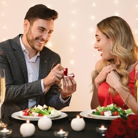 AdiStylinno Wedding Ring Box, 2 Pieces, Small Heart-Shaped Engagement Ring Box for Jewellery, Mini Earring Ring, Jewellery Storage Box for Men and Women (Red + Black)